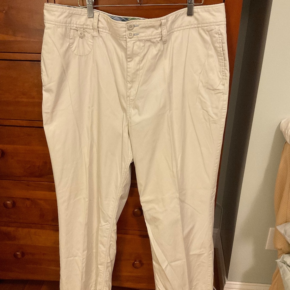LL Bean Favorite Fit Straight Chinos size 20W